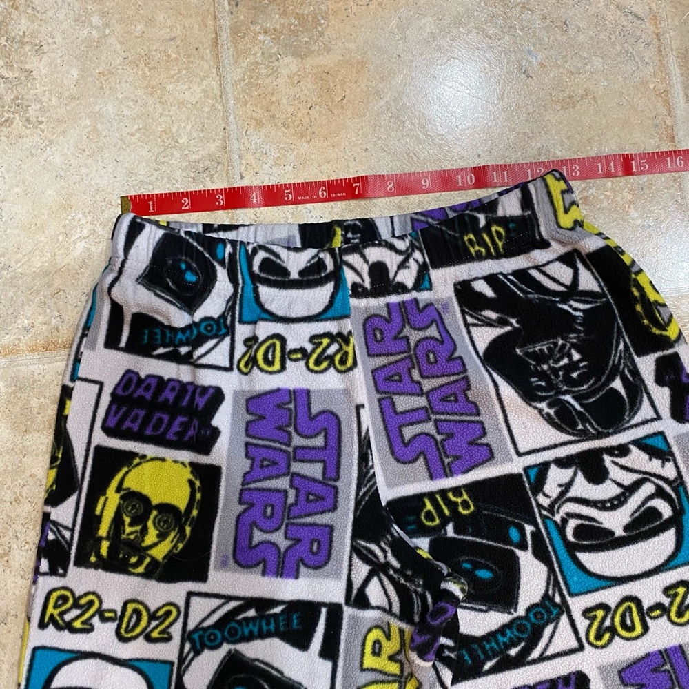 STAR WARS PJ’S - Picture 8 of 12